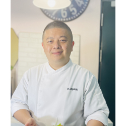 游隆宏